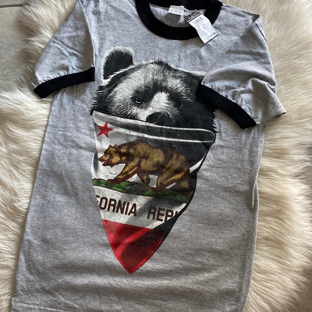 🐻 CALIFORNIA REPUBLIC BEAR TEE 🌴